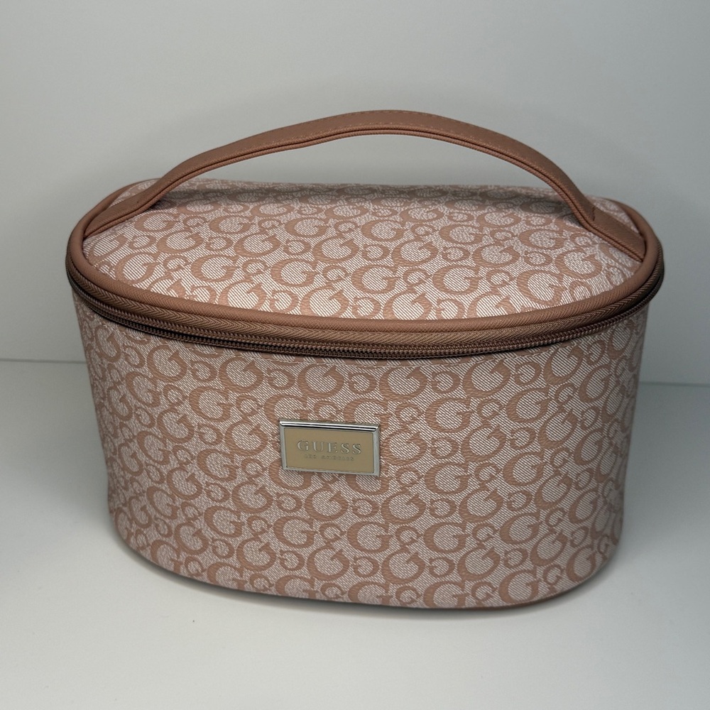 New Guess Pink Large Cosmetic Bag Vanity Case Pouch Travel Bag - Picture 2 of 9